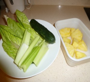 mejor-saludable-batido-piña-apio-pepino-lechuga-ingr