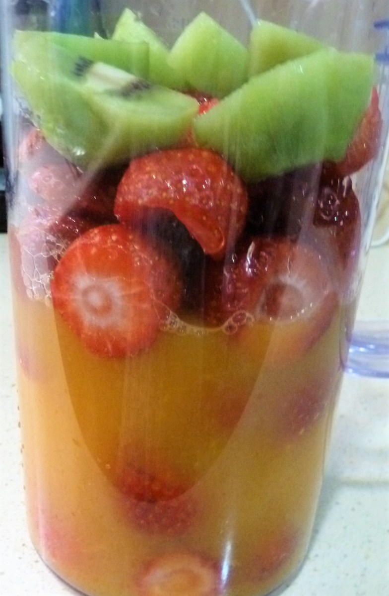 mejor-saludable-batido-fresas-kiwi-naranja